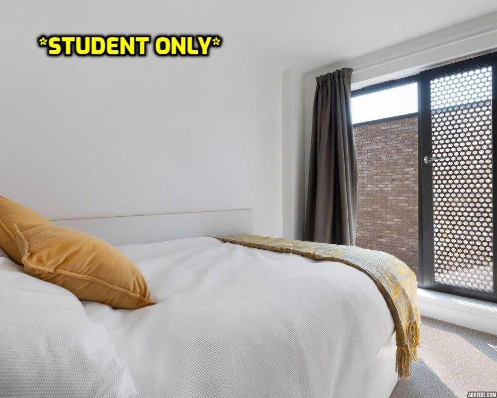 Student Only Zeni Ensuite Rooms, Колчестер Екстер'єр фото
